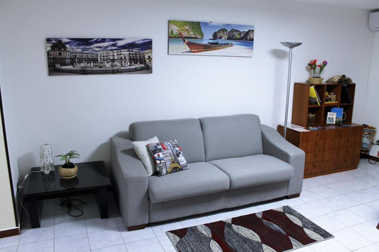 Albergaira Holiday House - Casa Vacanze باليرمو المظهر الخارجي الصورة